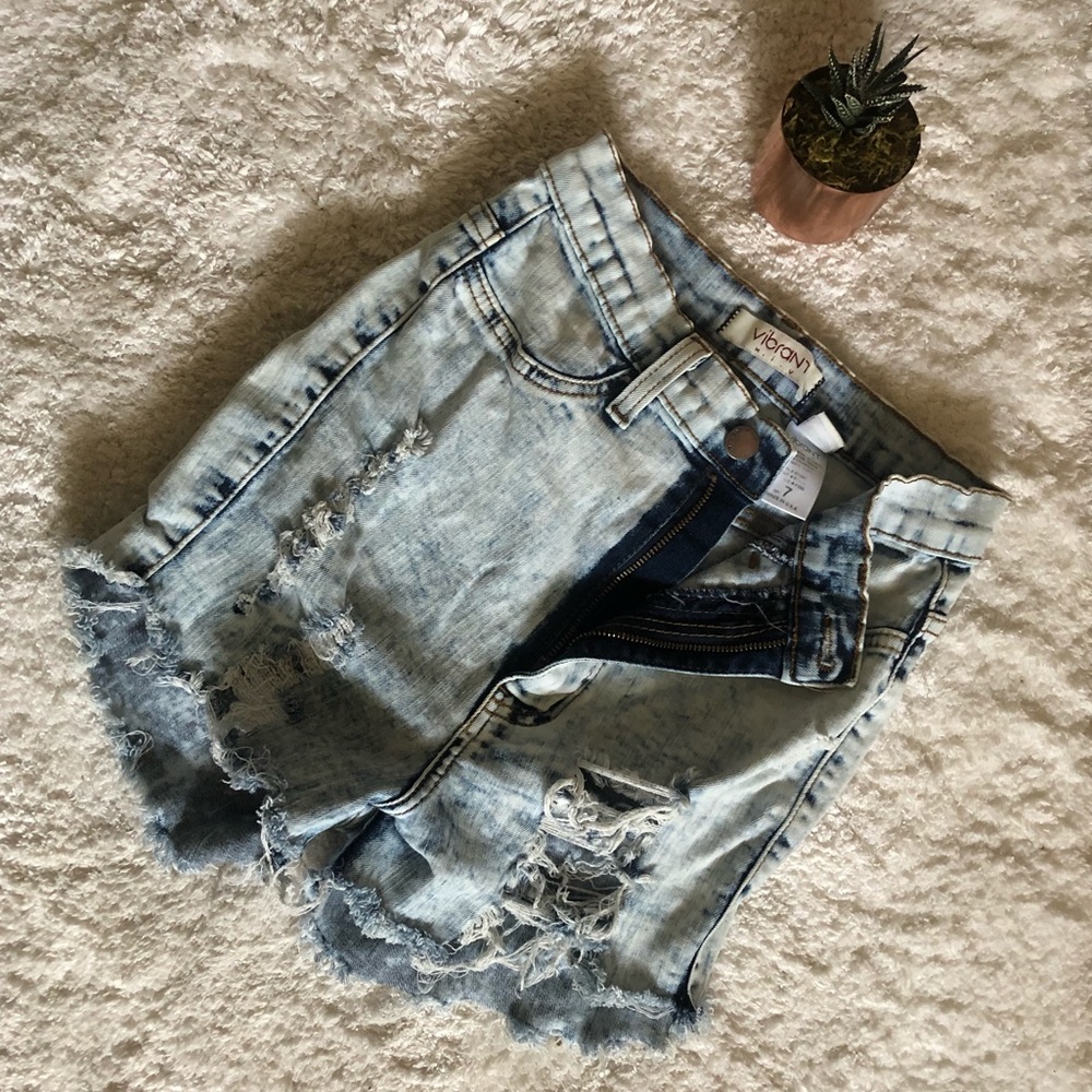 High Waist Shorts - Picture 5 of 5